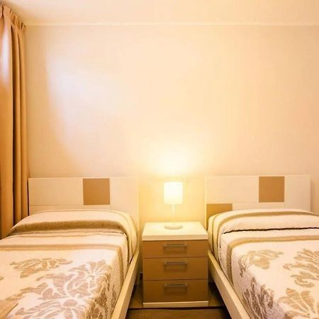 1 Bedroom Apartment For 4 People In Tenerife Costa Adeje  Eksteriør billede