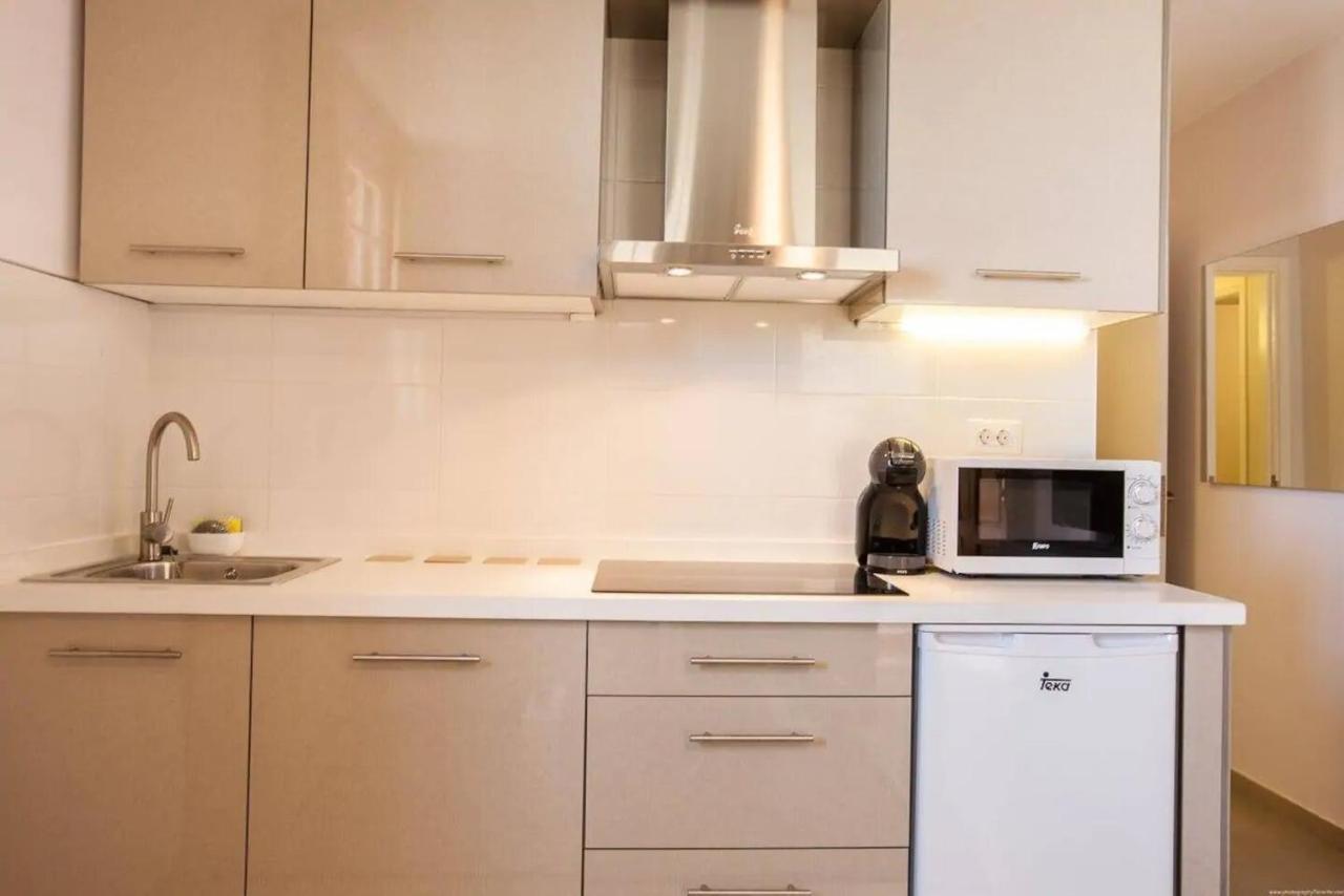 1 Bedroom Apartment For 4 People In Tenerife Costa Adeje  Eksteriør billede