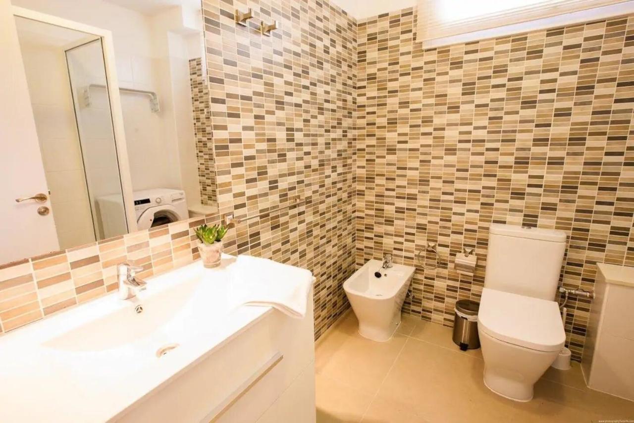 1 Bedroom Apartment For 4 People In Tenerife Costa Adeje  Eksteriør billede
